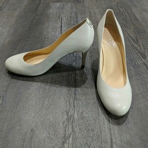 Ivanka Trump Round Toe Pumps
